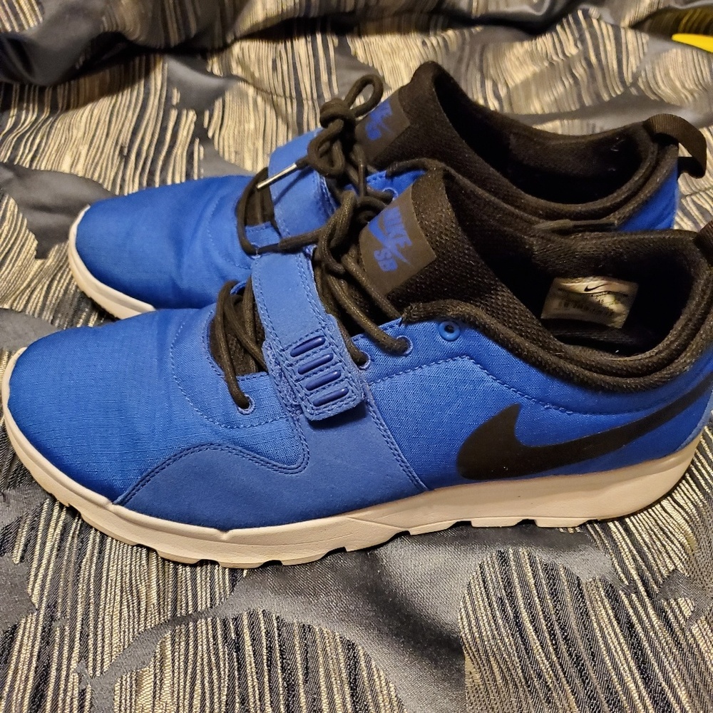 Nike shoes